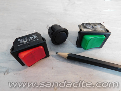 BLt1300 - изолирано AC регулируемо захранване / тестер с крушка 135336-8