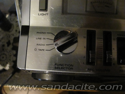 Помогнете за касетофон Hitachi TRK-8180e. 29052-2