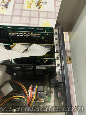 Монитор незнаен модел! 158100-3