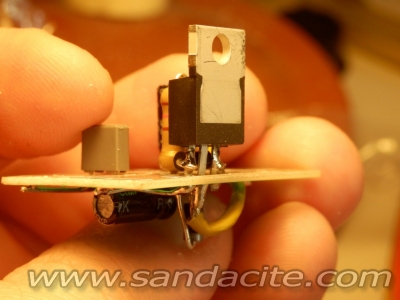 Лабораторно комбо - захранване и измерване 38943-4