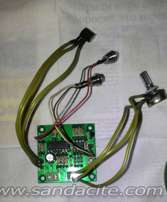 Бюджетно зарядно устройство за автомобилен акумулатор 107175-0