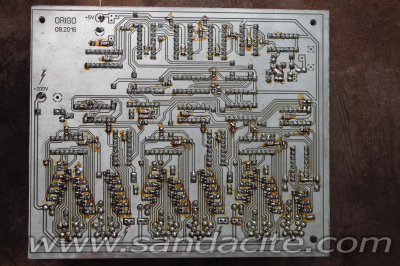 Часовник с газоразрядни индикаторни лампи Z570M 64693-8
