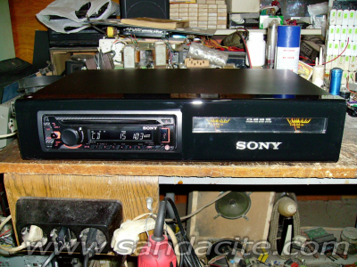 Авто плеър вкъщи 30631-0