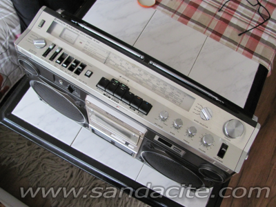 Помогнете за касетофон Hitachi TRK-8180e. 29048-0