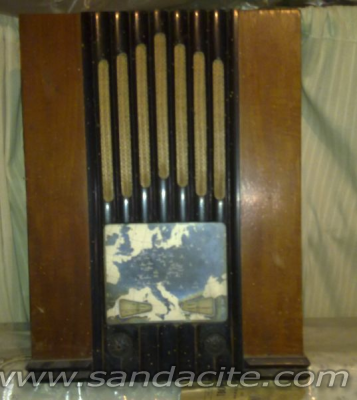 Начало на производството на радиоапарати в България - слагайте снимки и описания 47667-0