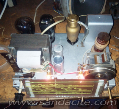 Радио Маратон от тавана 41852-0