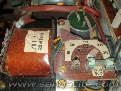 Един голям и тежък UHER 167374-1